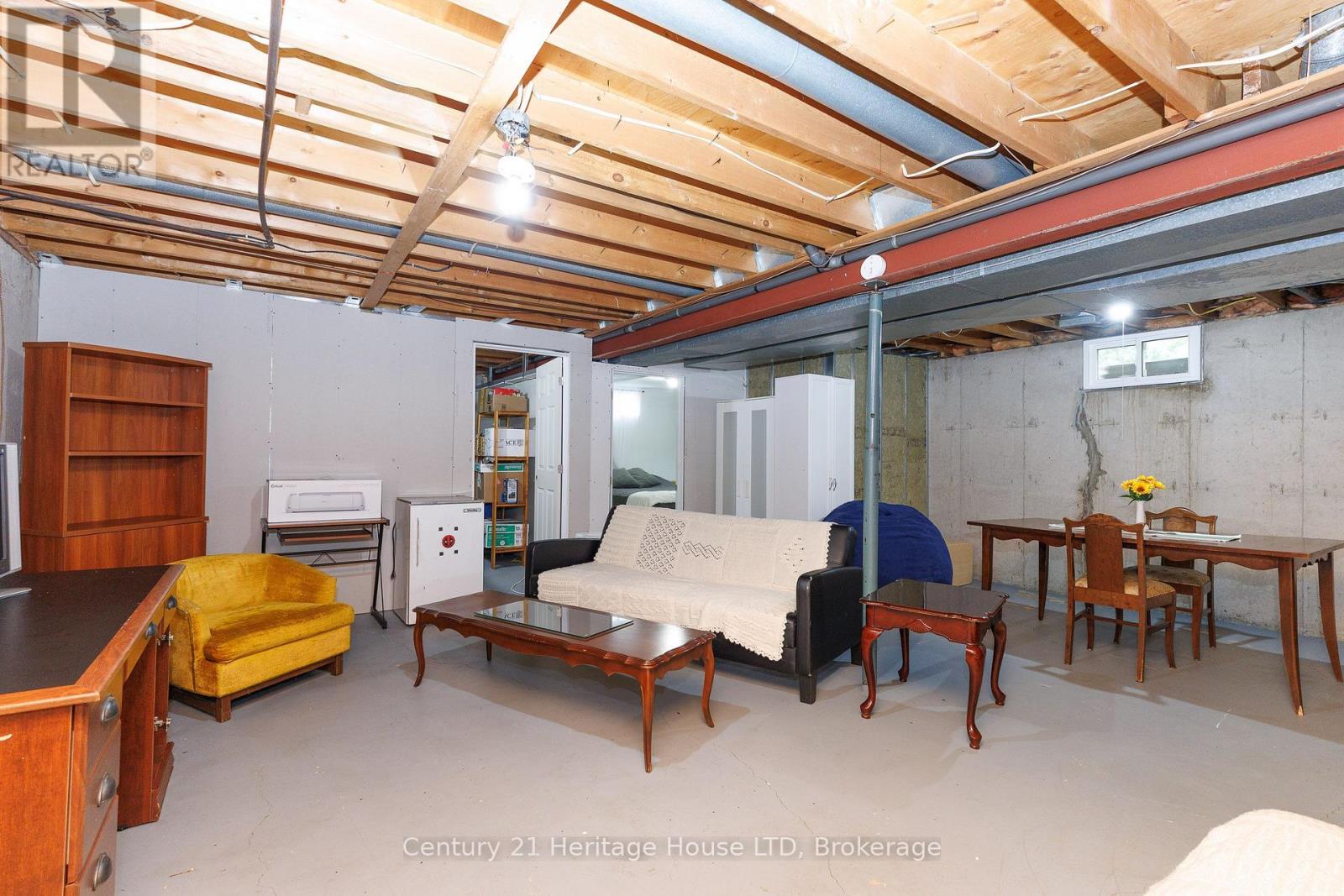 688 DAYTONA DRIVE - 32