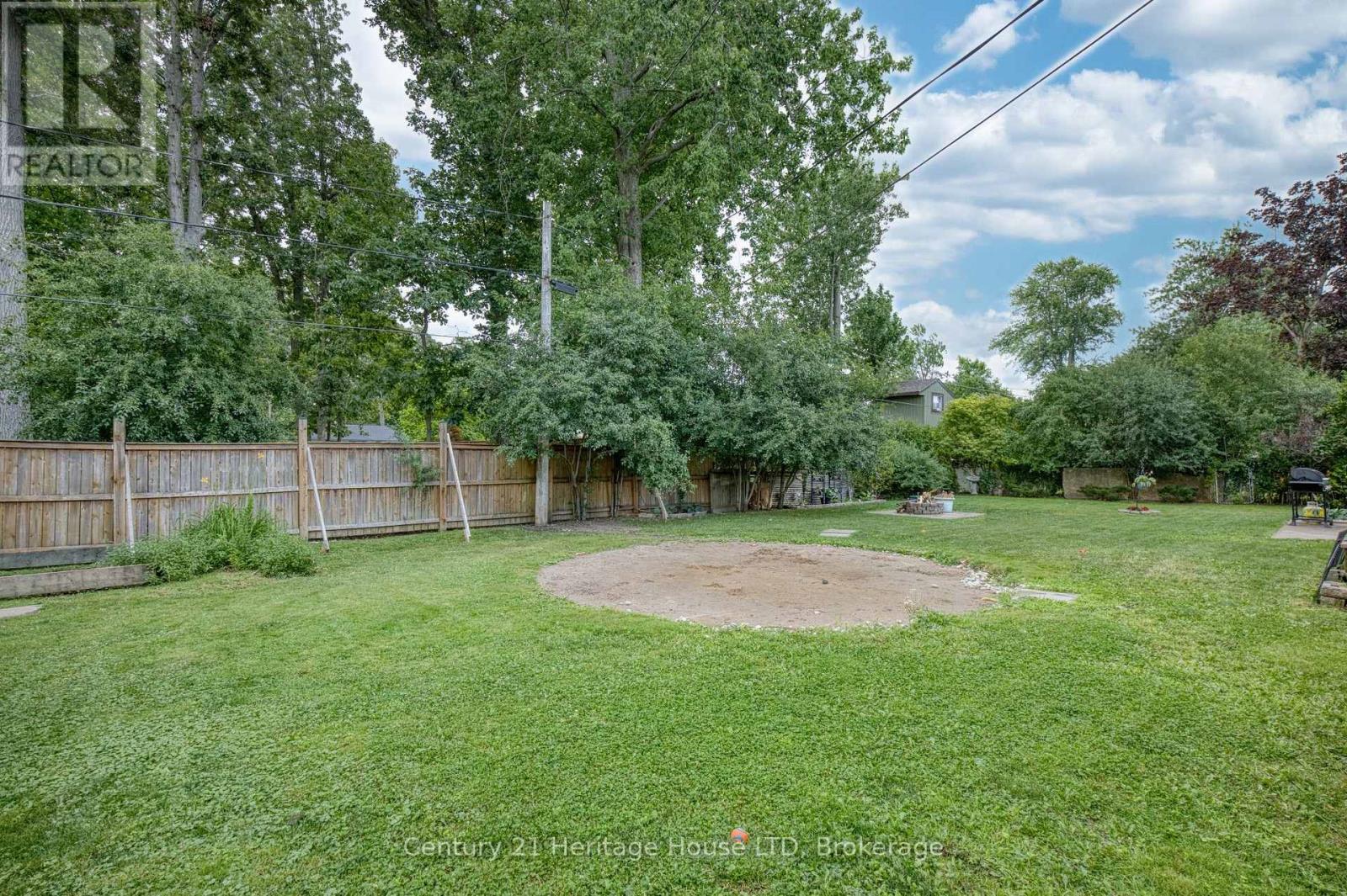 688 DAYTONA DRIVE - 38