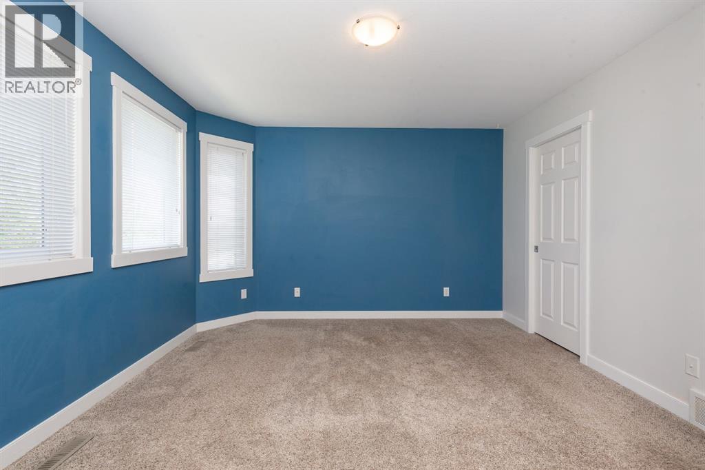 86 Riverstone Boulevard W - 17