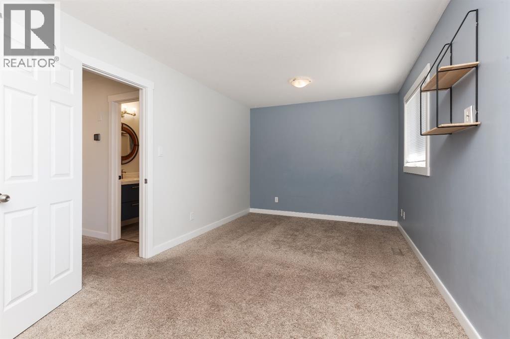 86 Riverstone Boulevard W - 23