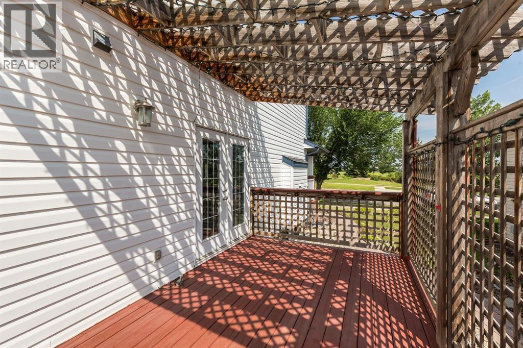 86 Riverstone Boulevard W - 33