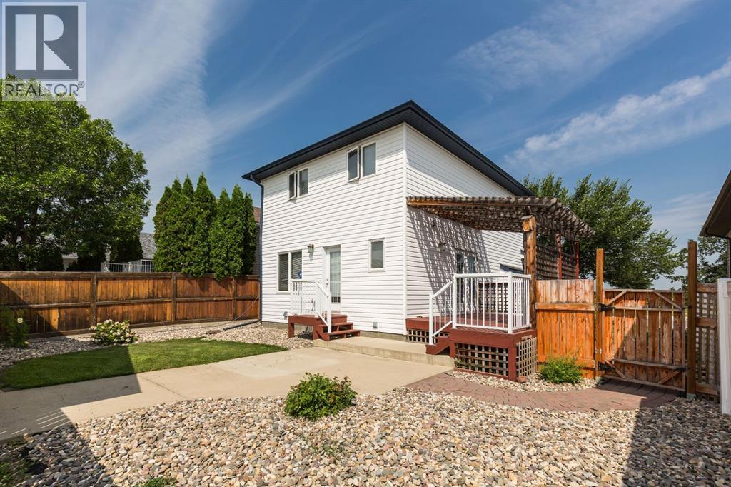 86 Riverstone Boulevard W - 39