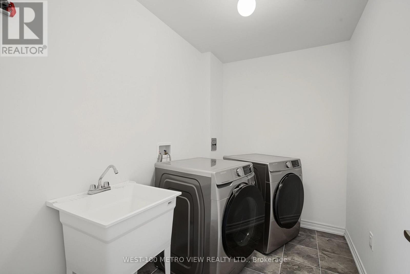 11 EDMINSTON DRIVE - 20