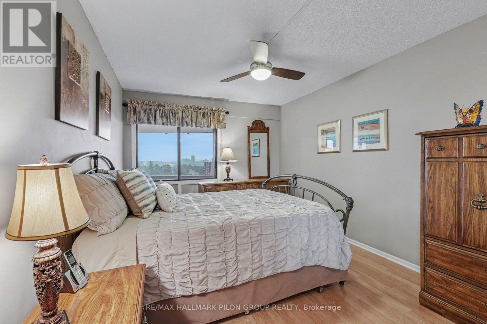 #1305 415 GREENVIEW AVENUE - 17