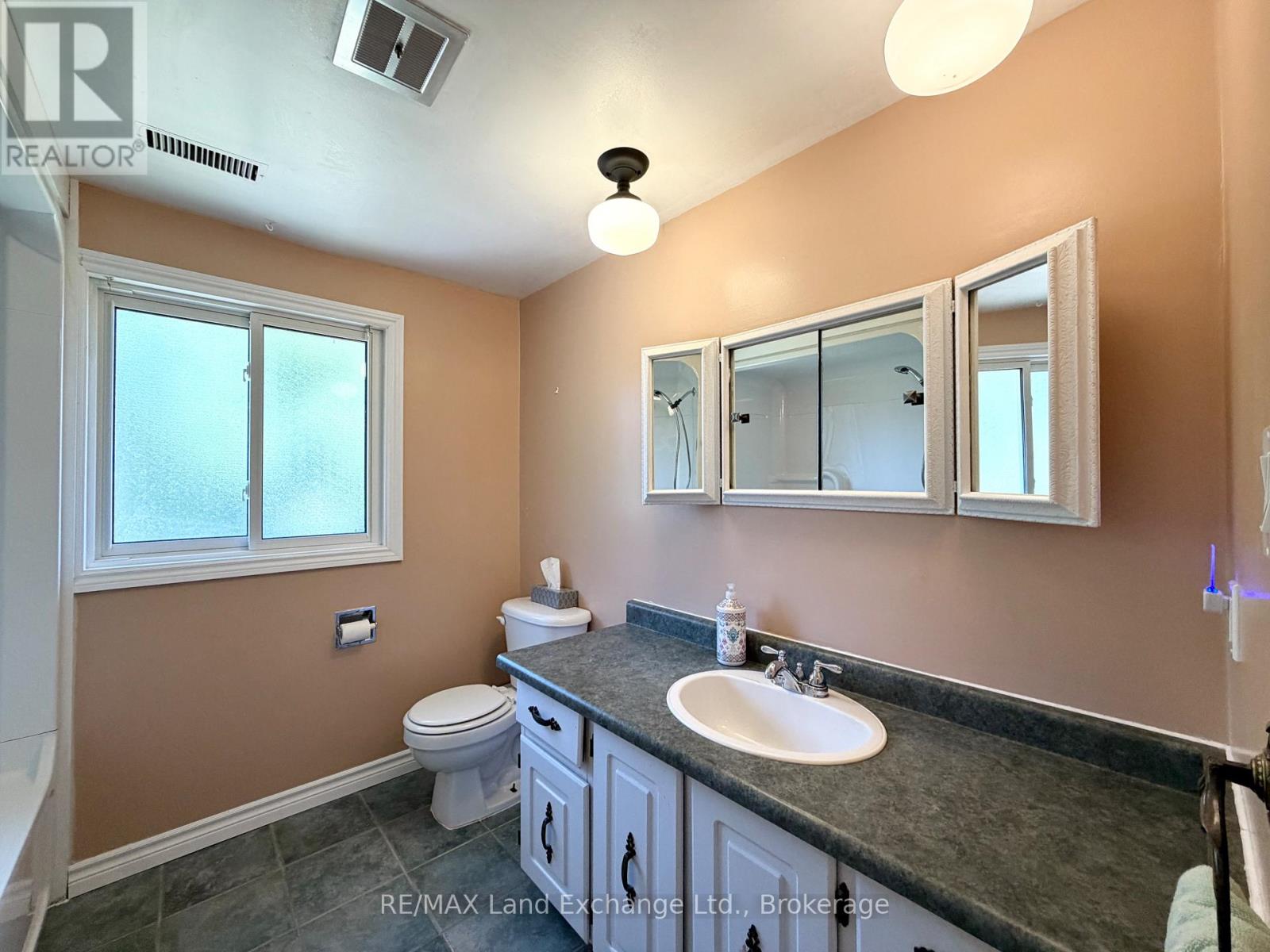 359 CRAWFORD STREET - 16