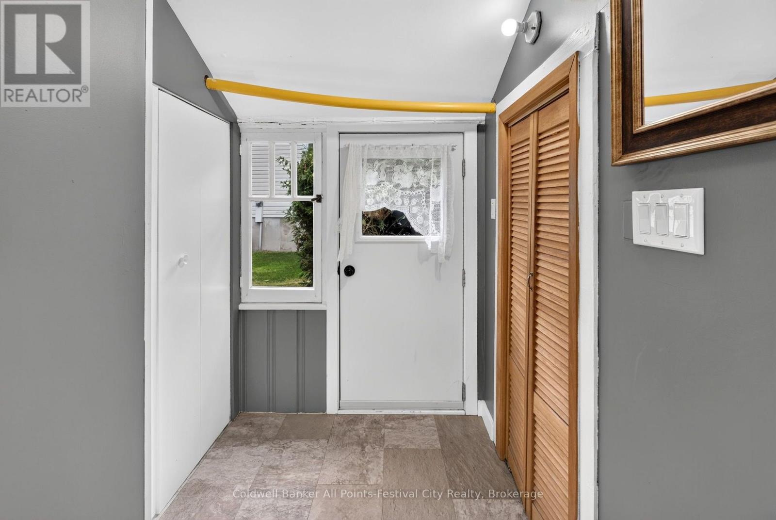 135 ESSEX STREET - 27
