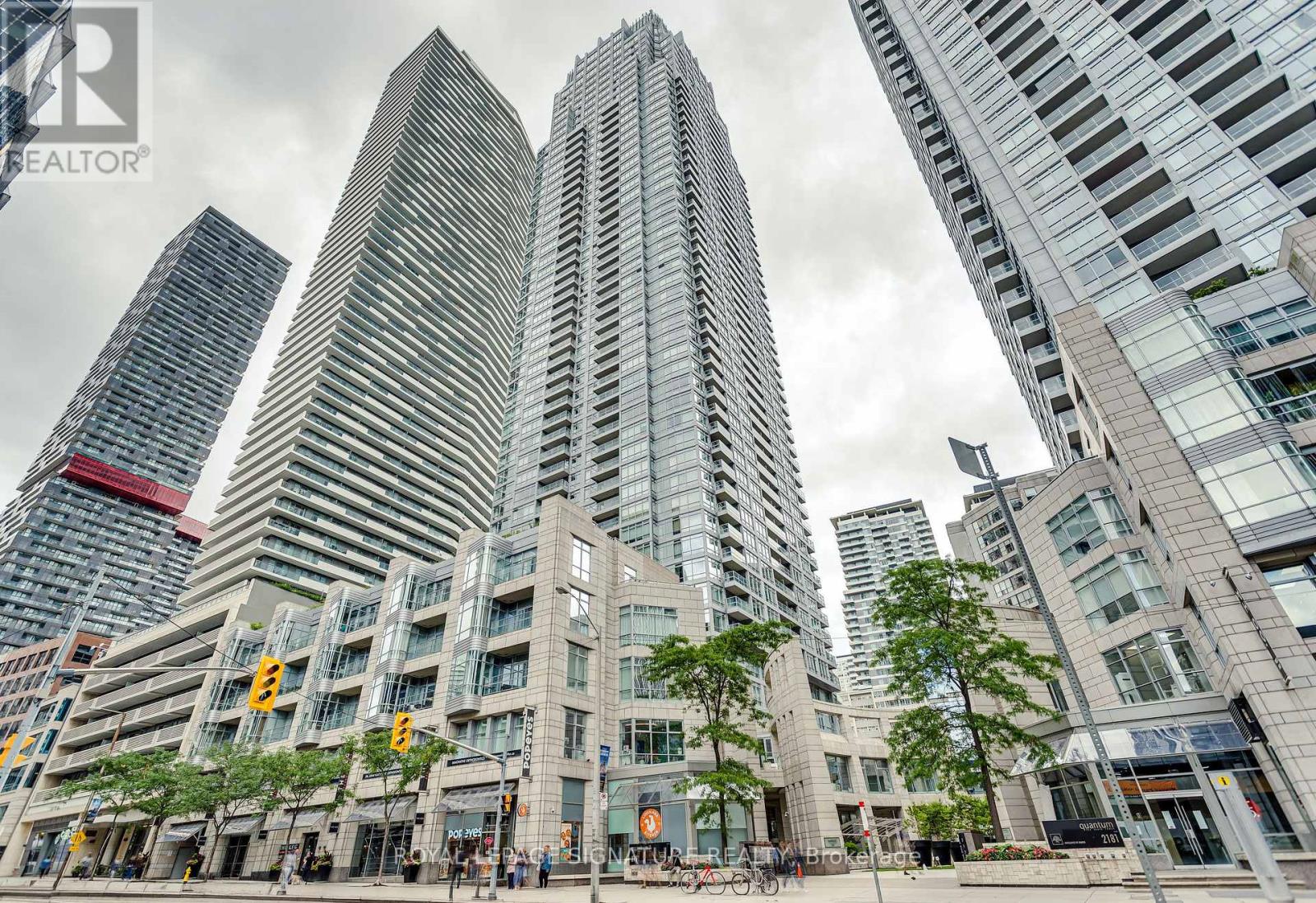 #910 2191 YONGE STREET - 1