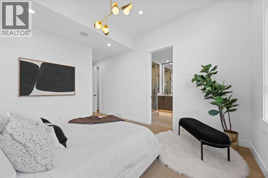 2205 26A Street SW - 27
