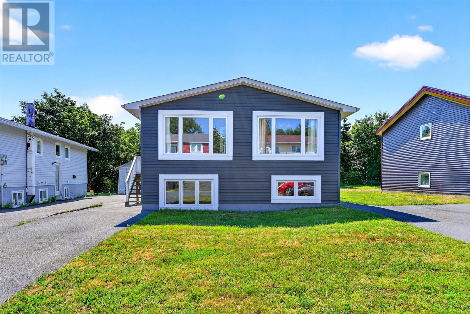 16 Harnum Crescent, Mount Pearl — photo 2