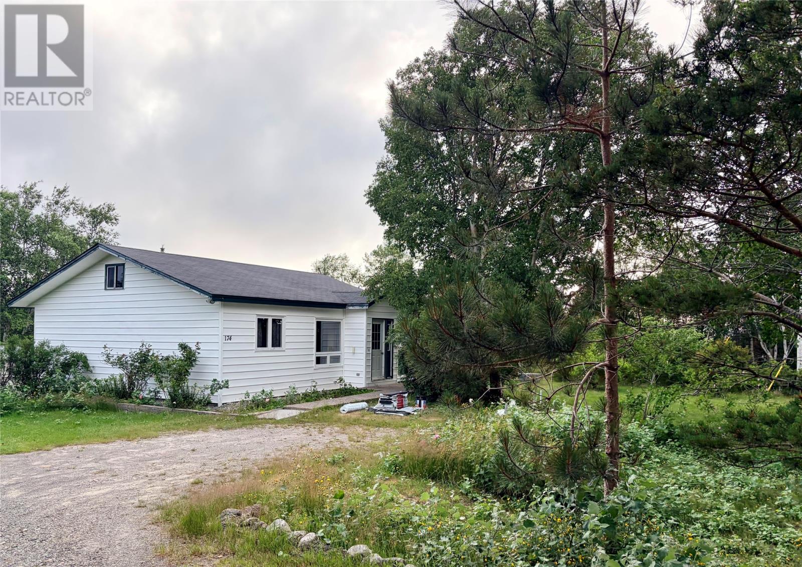 174 Indian Pond Drive thumbnail 5