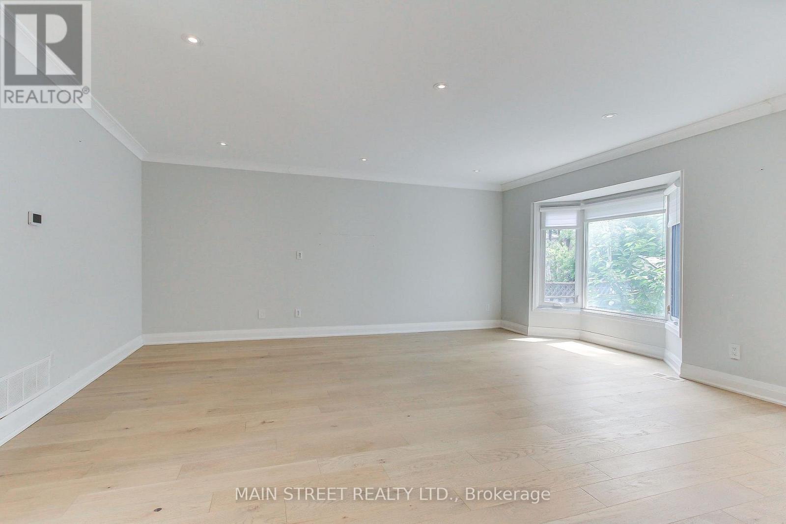 27 MURDOCK AVENUE - 14