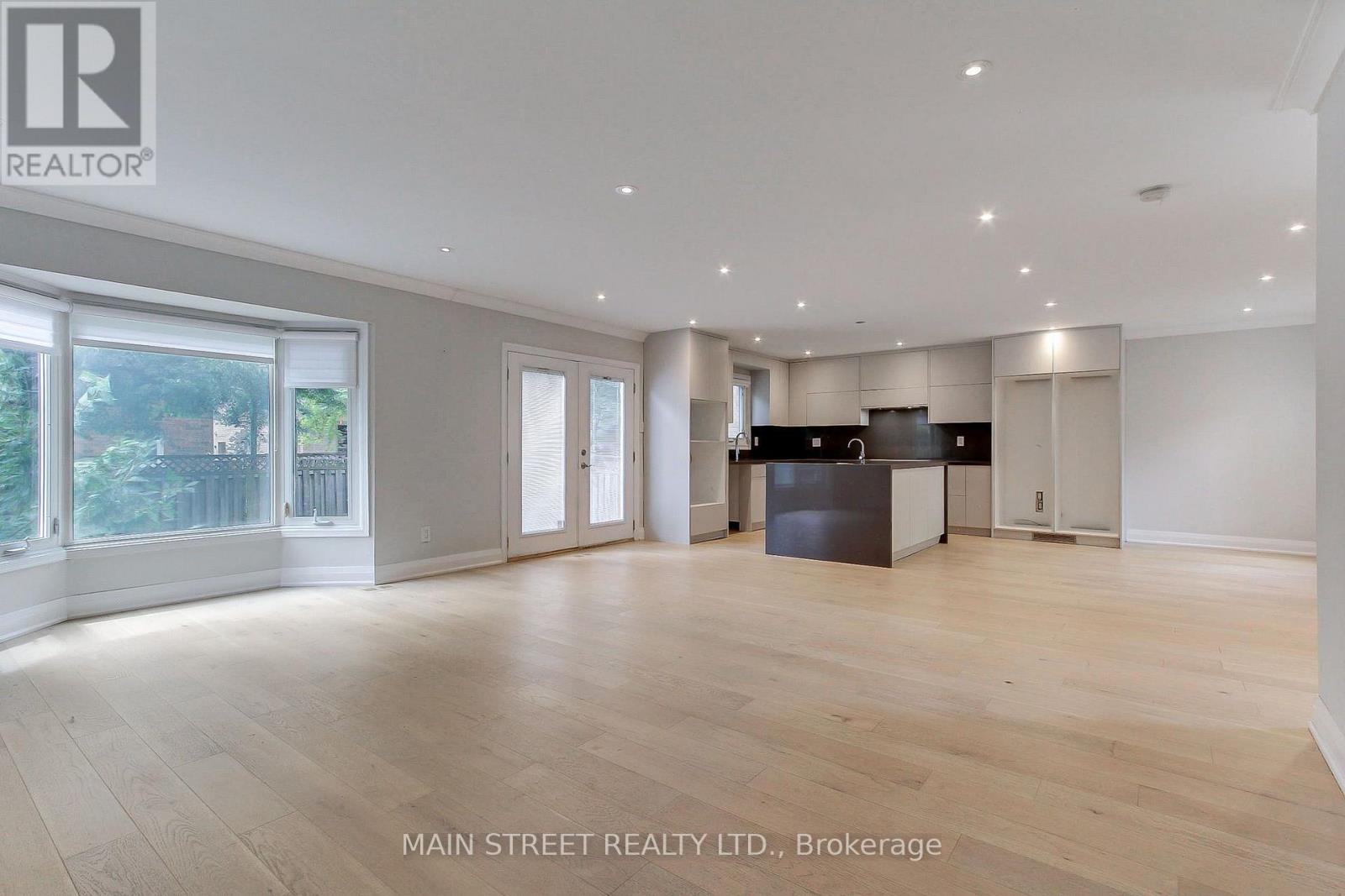 27 MURDOCK AVENUE - 15