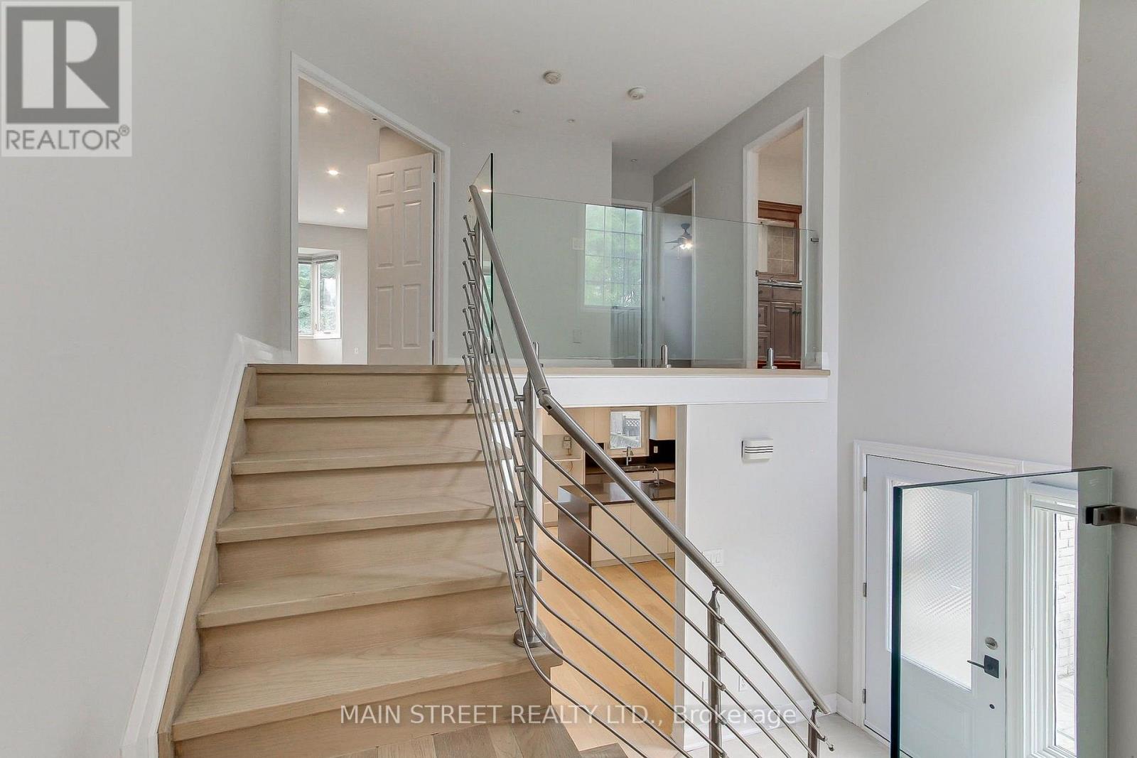 27 MURDOCK AVENUE - 18