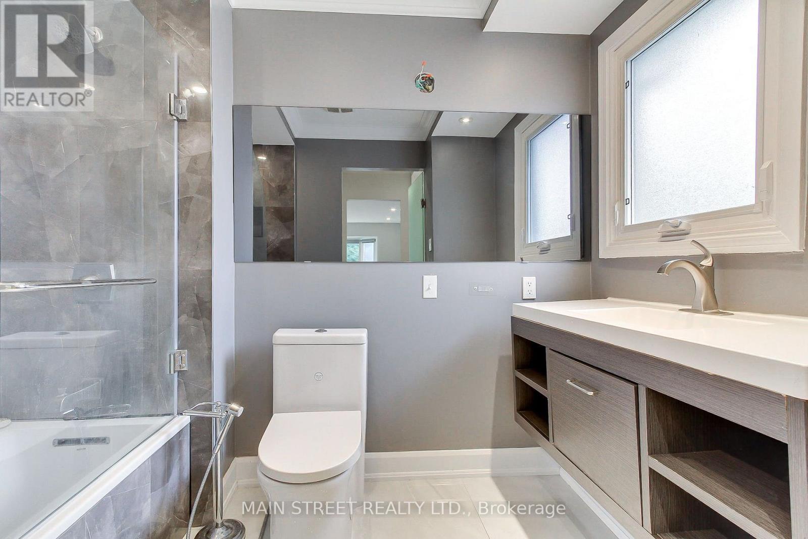 27 MURDOCK AVENUE - 24
