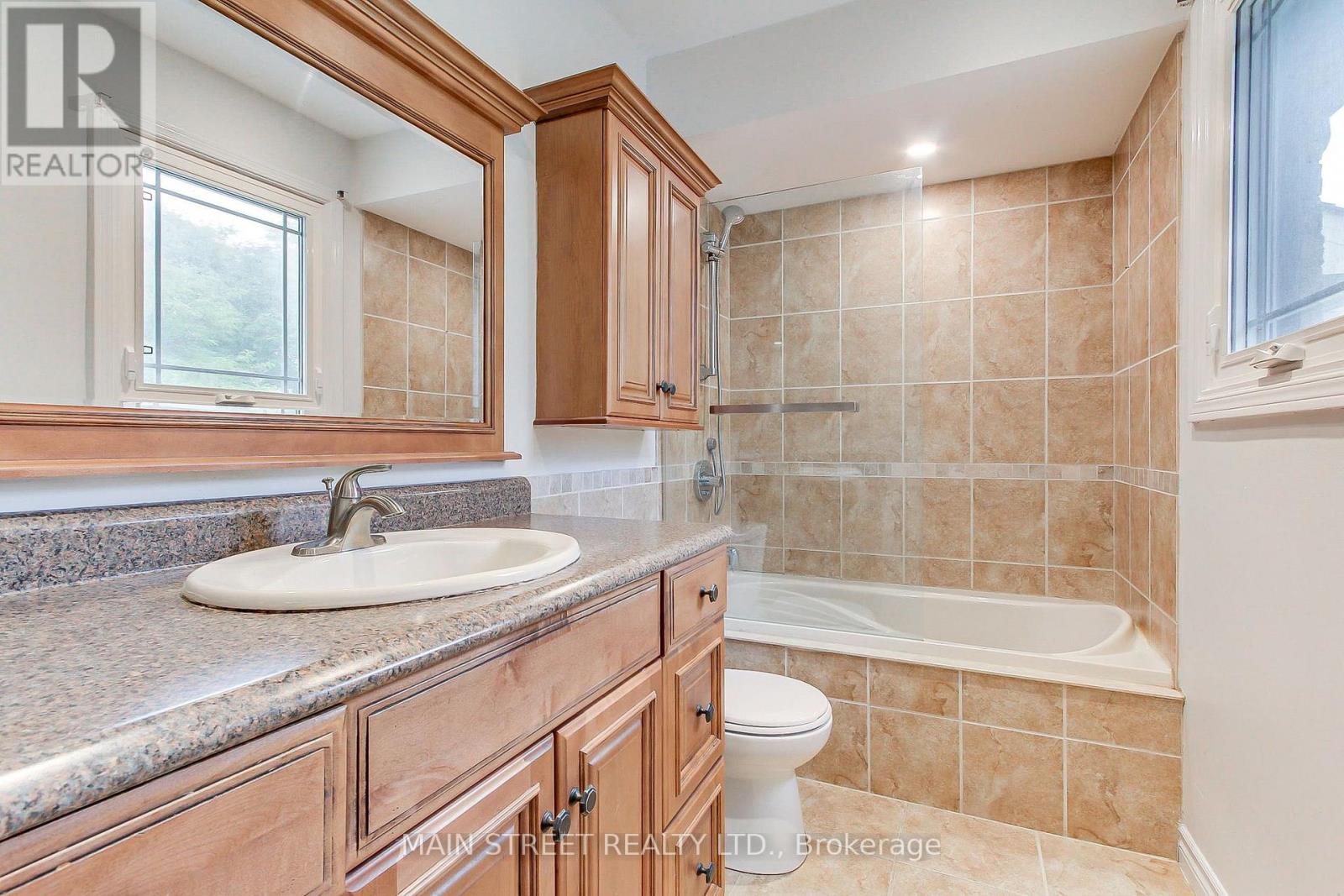 27 MURDOCK AVENUE - 30