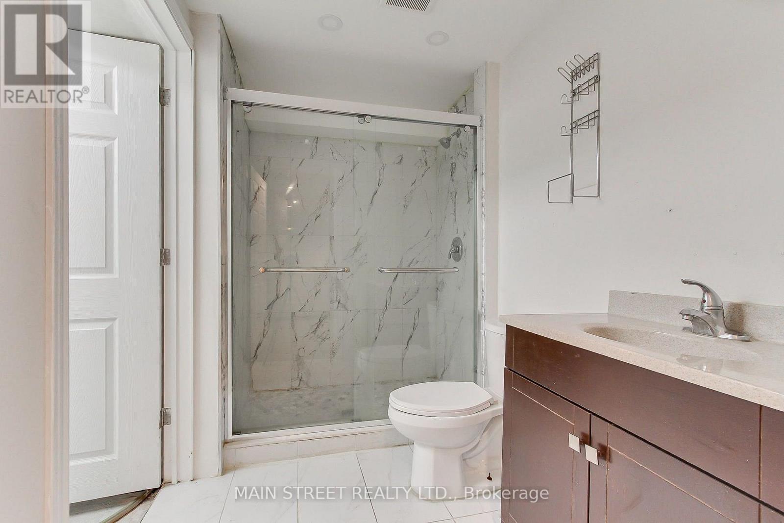 27 MURDOCK AVENUE - 37
