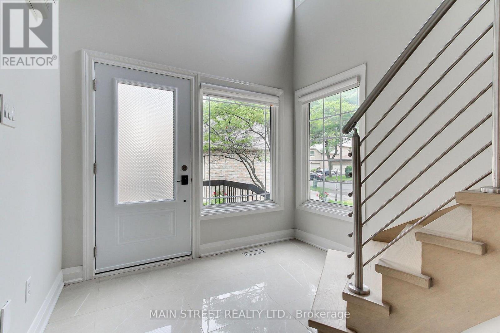 27 MURDOCK AVENUE - 5