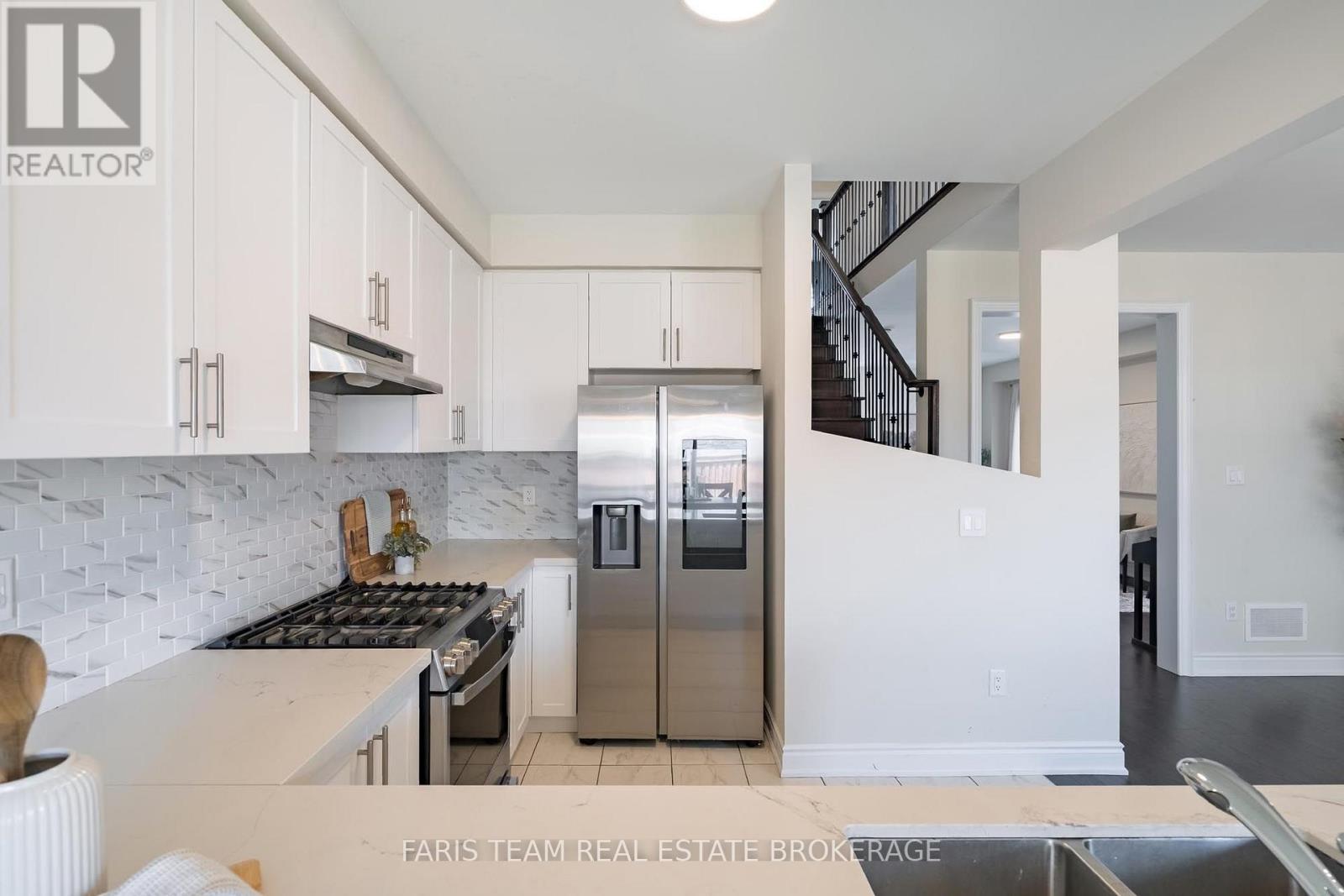 171 HERITAGE STREET - Image 10