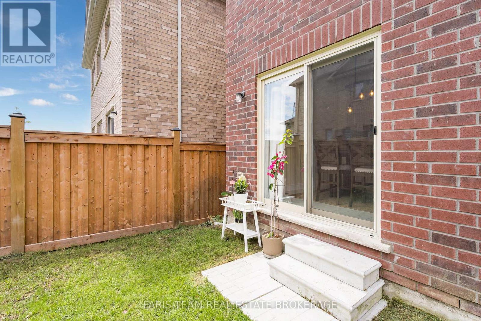 171 HERITAGE STREET - Image 31