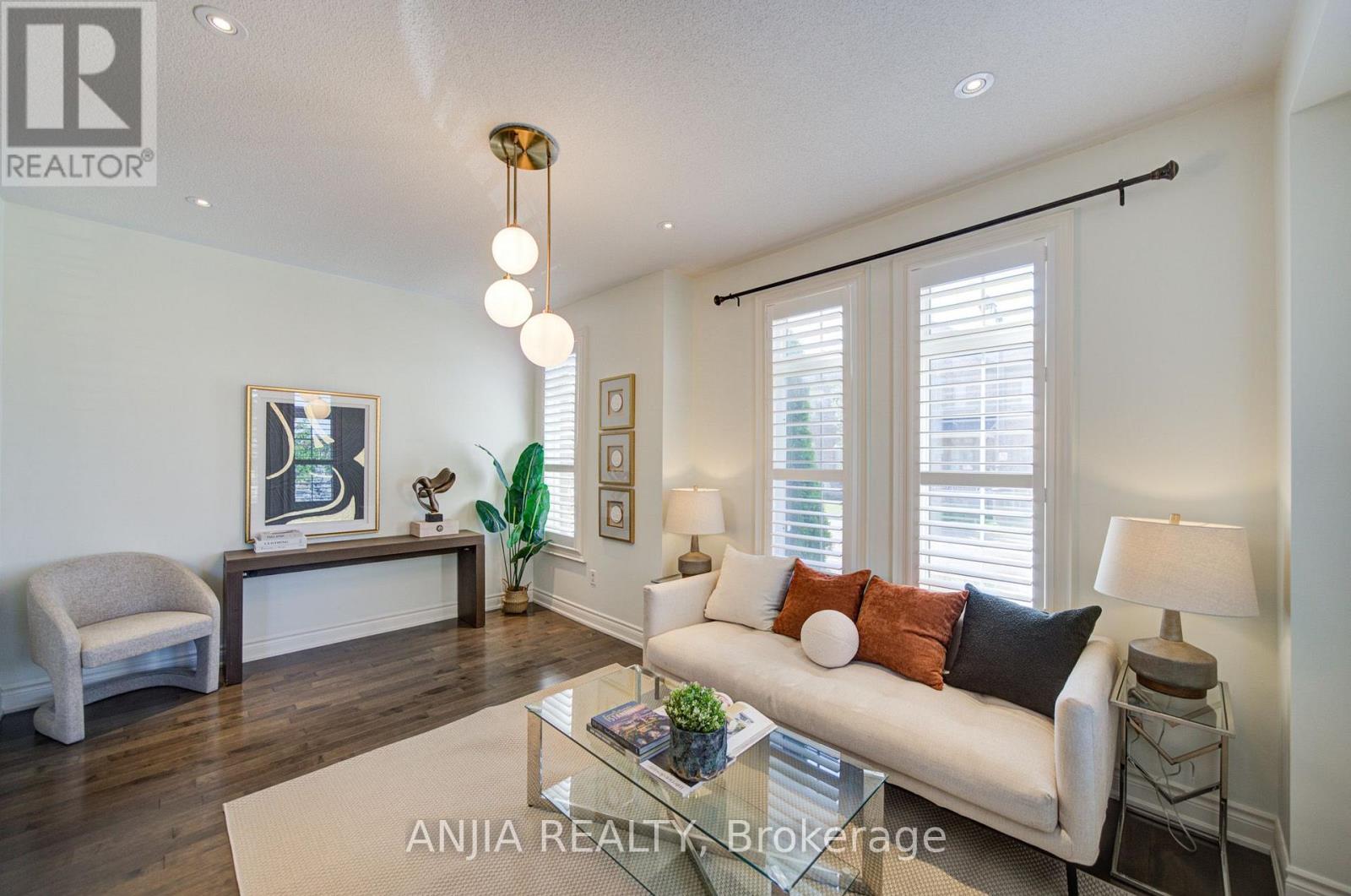 62 HOLST AVENUE - Image 10