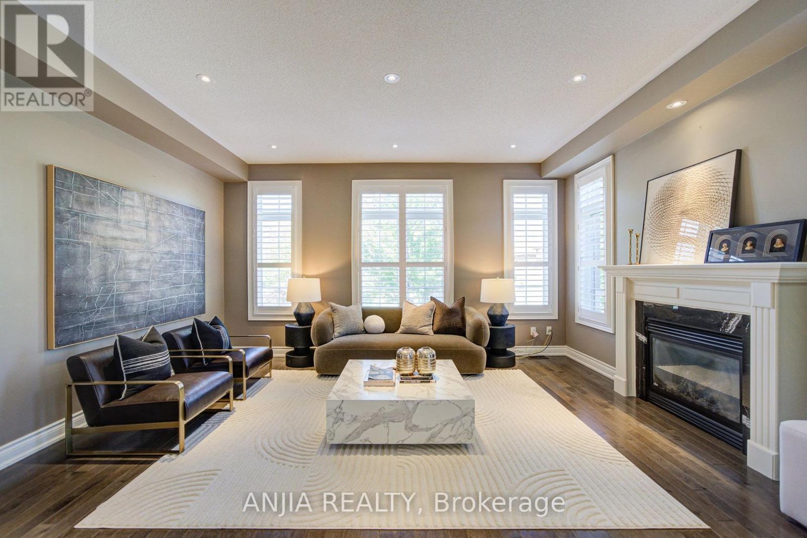 62 HOLST AVENUE - Image 14