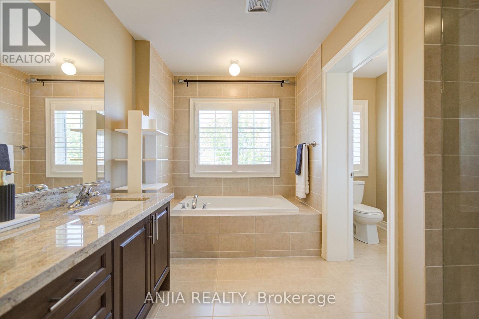 62 HOLST AVENUE - Image 27