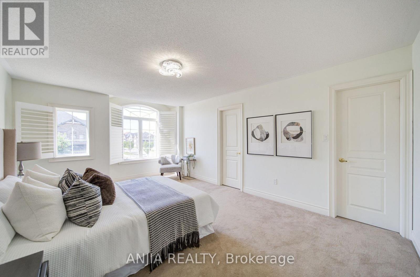 62 HOLST AVENUE - Image 30