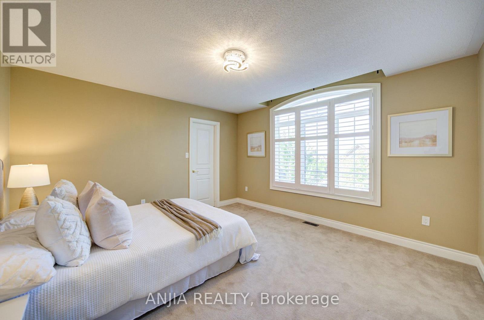 62 HOLST AVENUE - Image 34