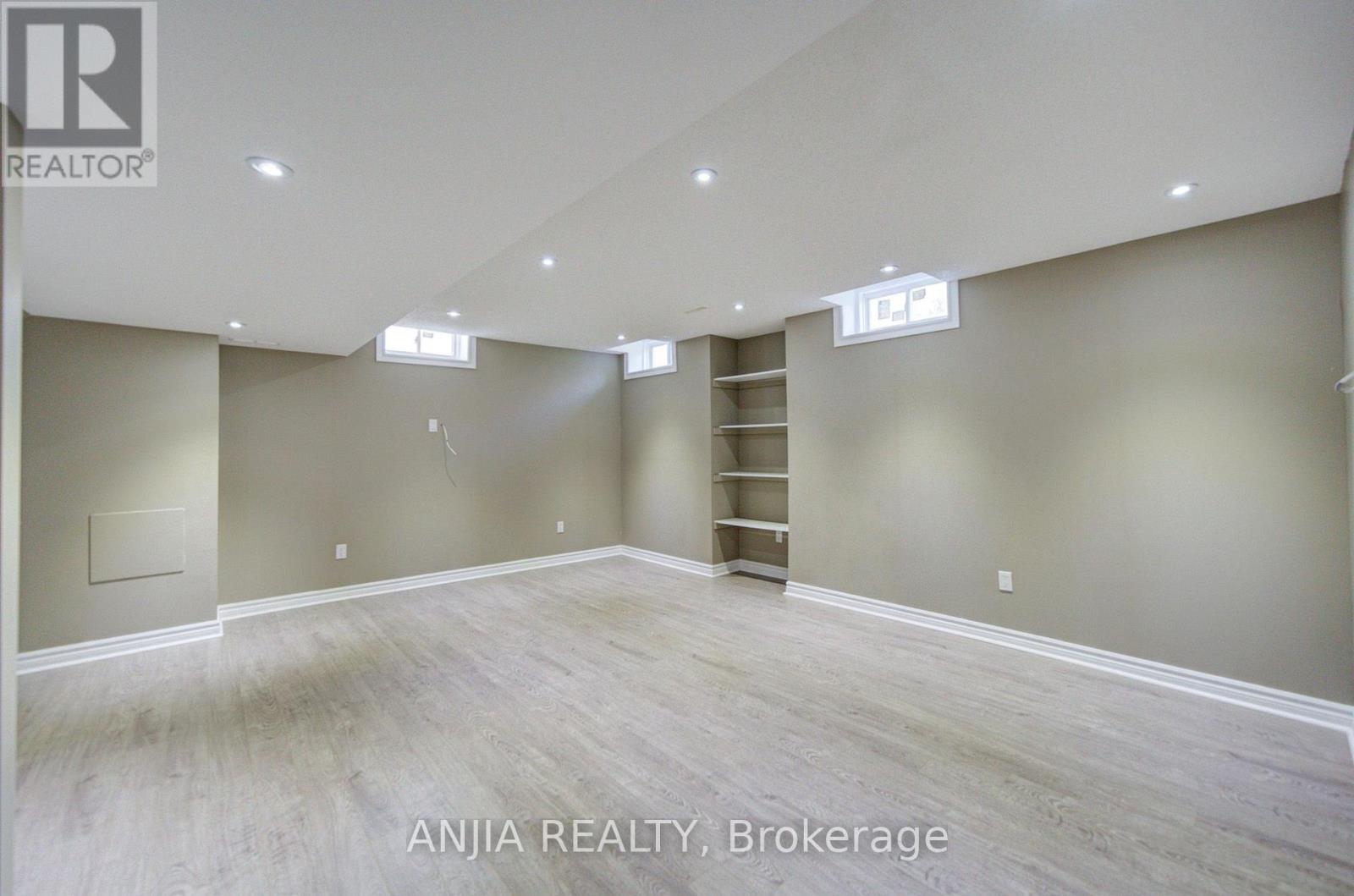 62 HOLST AVENUE - Image 42