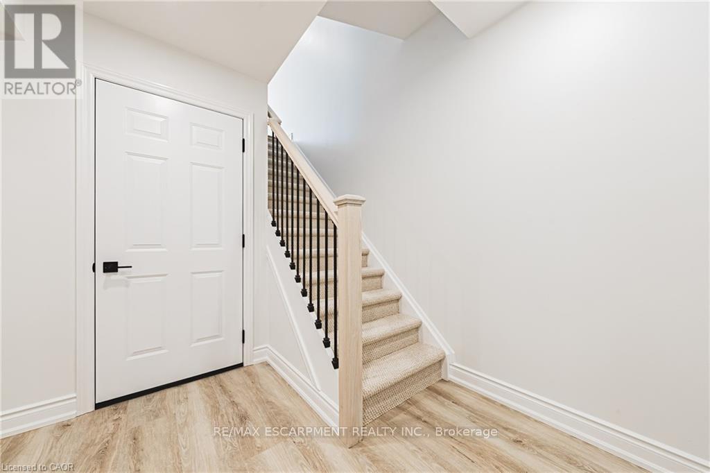 #101 895 MAPLE AVENUE - 10