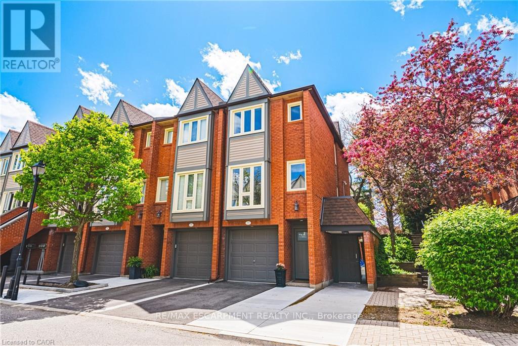 #101 895 MAPLE AVENUE - 2