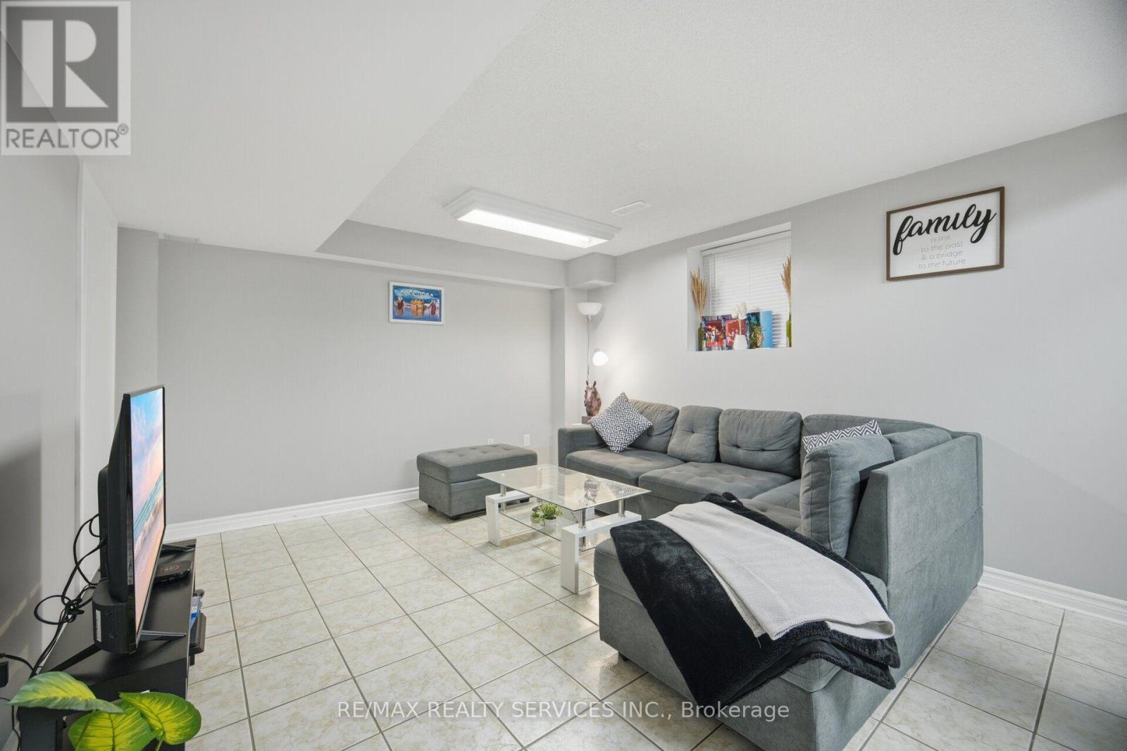 424 SUNNY MEADOW BOULEVARD - 38