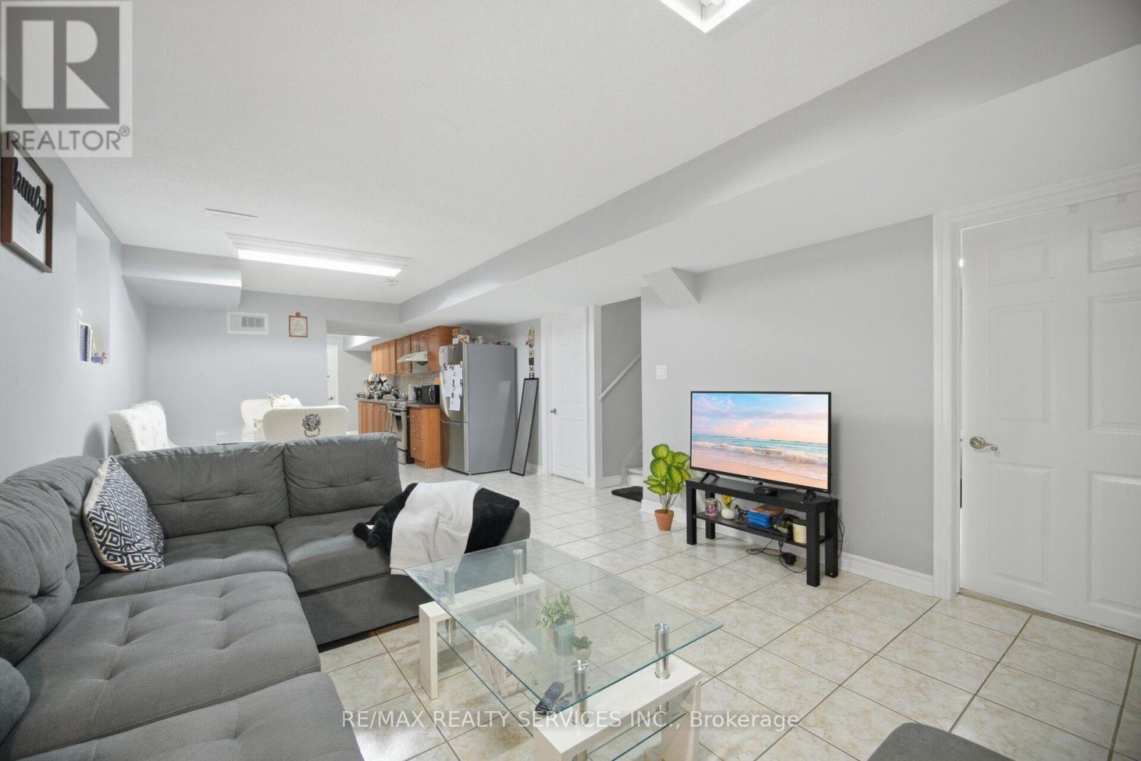 424 SUNNY MEADOW BOULEVARD - 39
