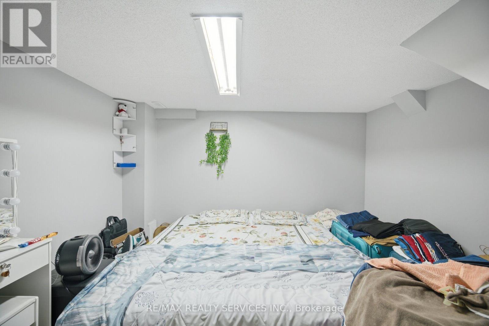 424 SUNNY MEADOW BOULEVARD - 45