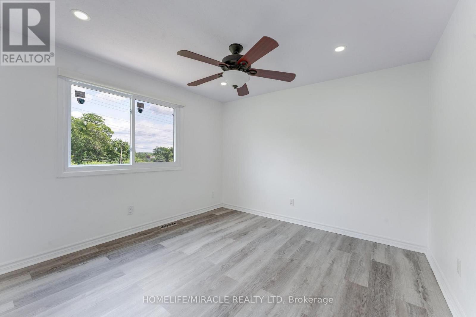 76 FROBISHER COURT - Image 18