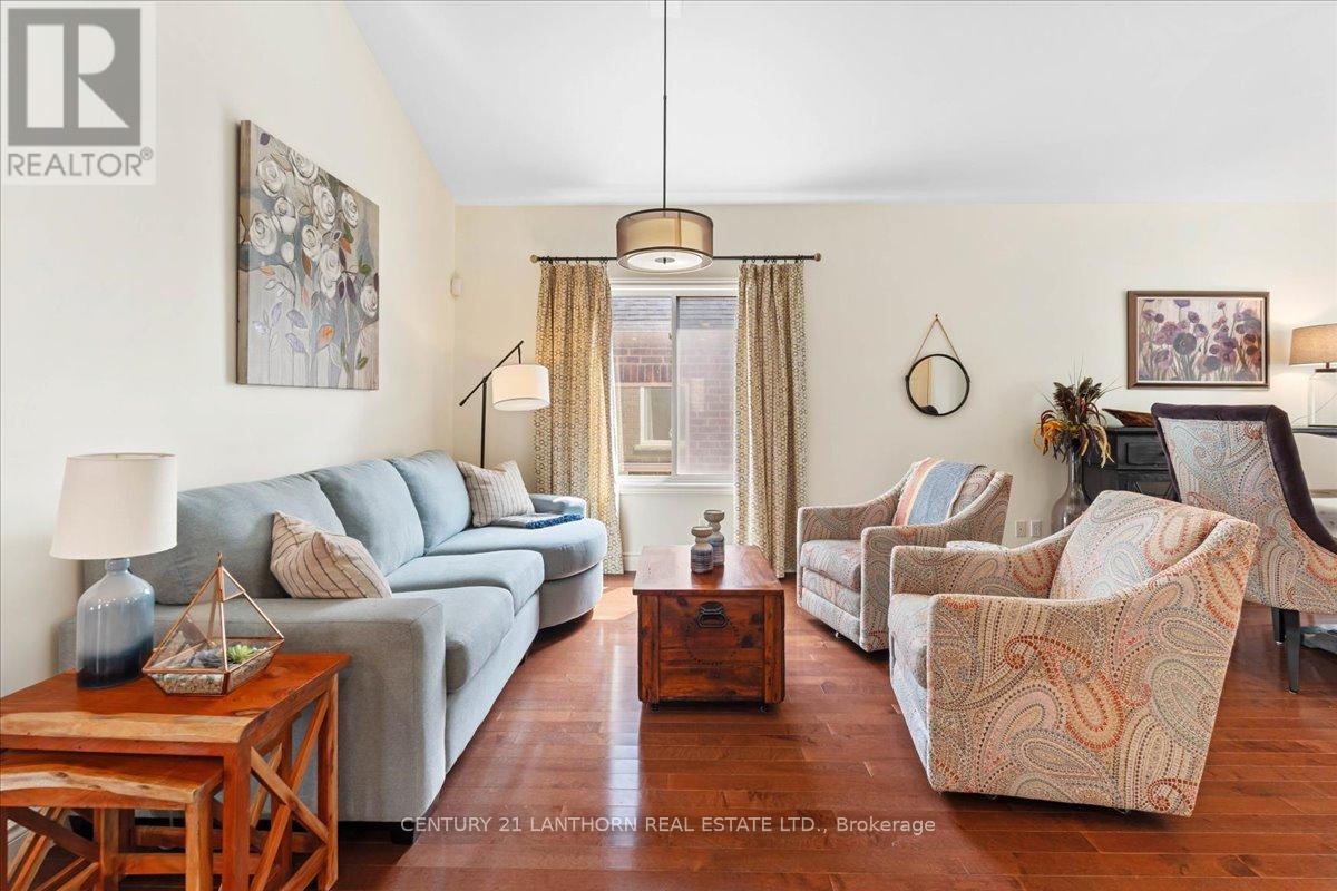 18 MCDOUGALL DRIVE - 5