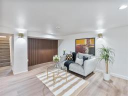 936 Lagimodiere Boulevard, Winnipeg, MB R3J0V4 Photo 19