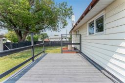 936 Lagimodiere Boulevard, Winnipeg, MB R3J0V4 Photo 33