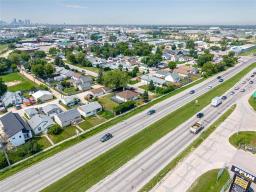 936 Lagimodiere Boulevard, Winnipeg, MB R3J0V4 Photo 43