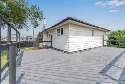 936 Lagimodiere Boulevard, Winnipeg, MB R3J0V4 Photo 38