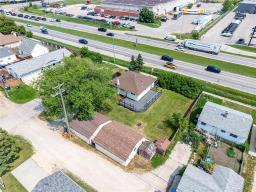 936 Lagimodiere Boulevard, Winnipeg, MB R3J0V4 Photo 41