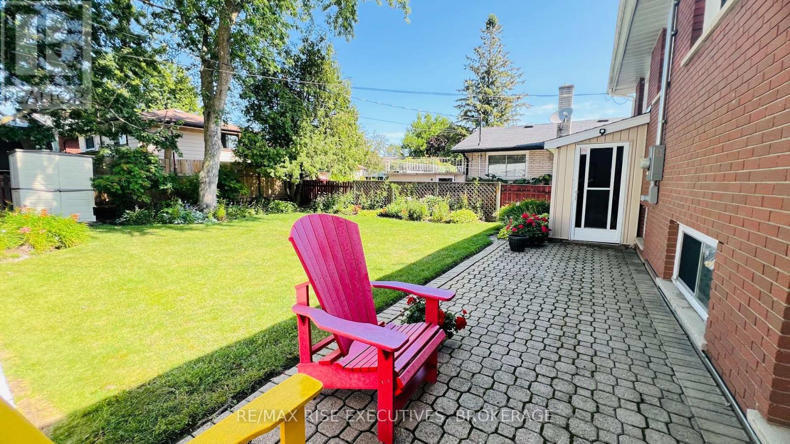 61 CONACHER DRIVE - 46