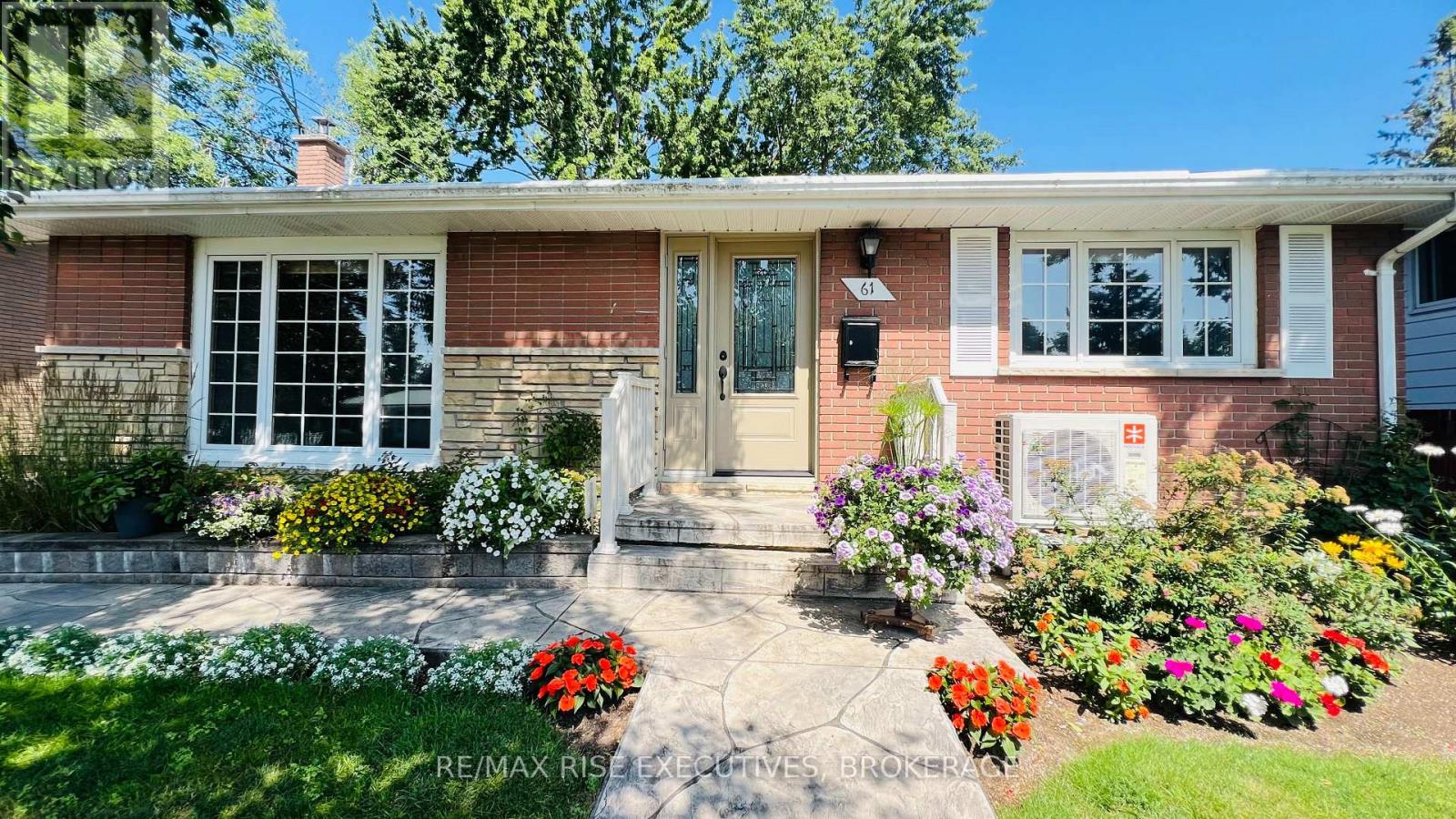 61 CONACHER DRIVE - 1