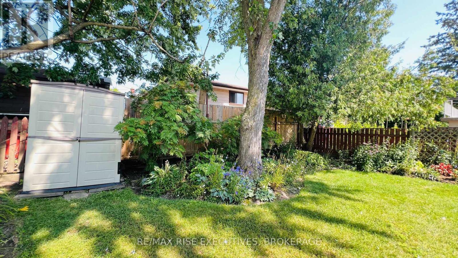 61 CONACHER DRIVE - 41