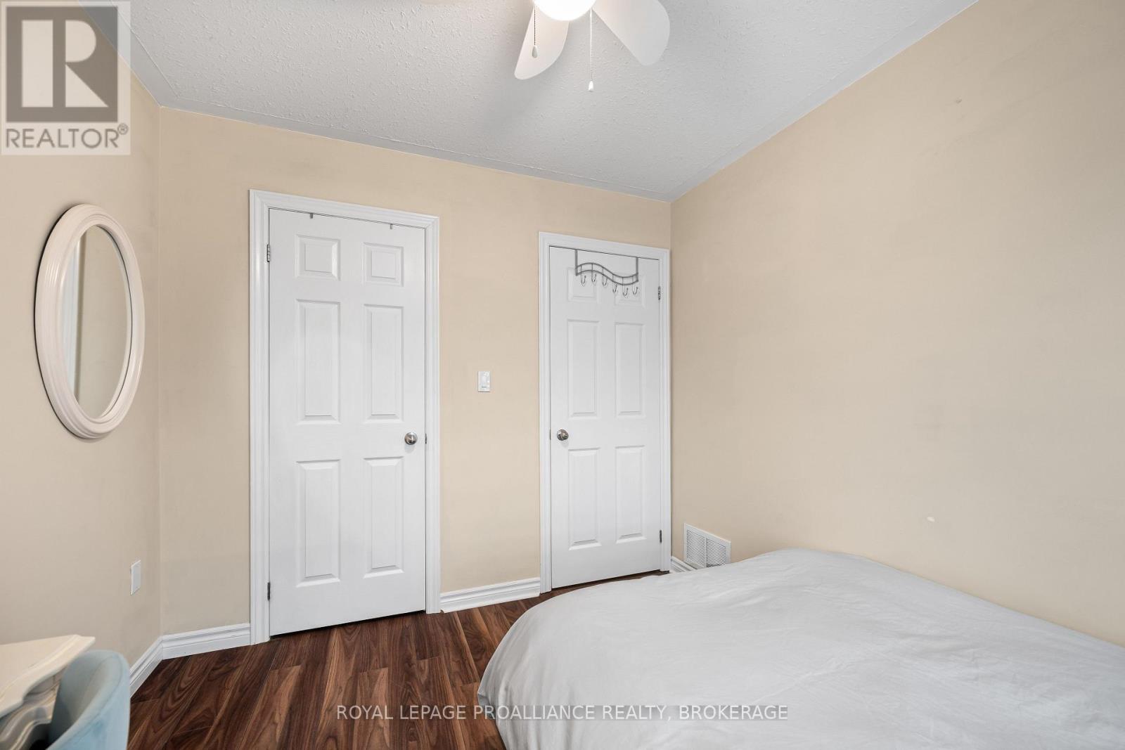 901 ASCOT LANE - 23