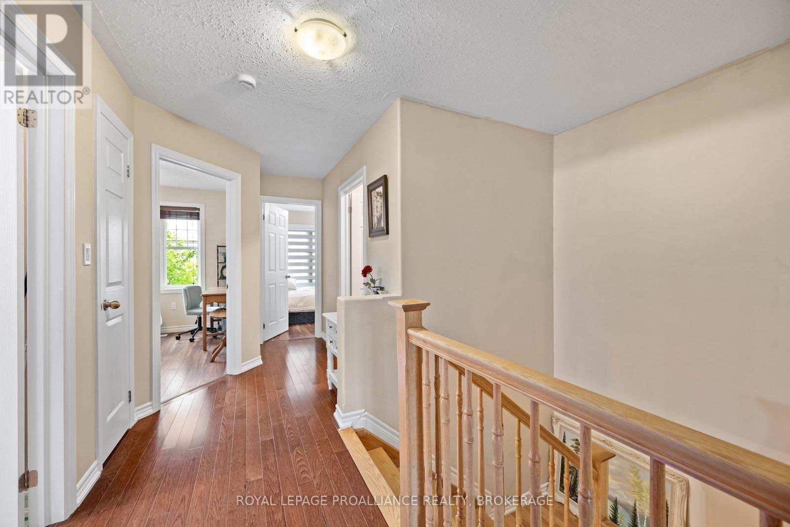 901 ASCOT LANE - 21