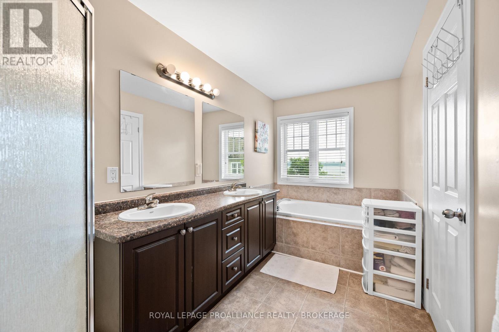 901 ASCOT LANE - 19