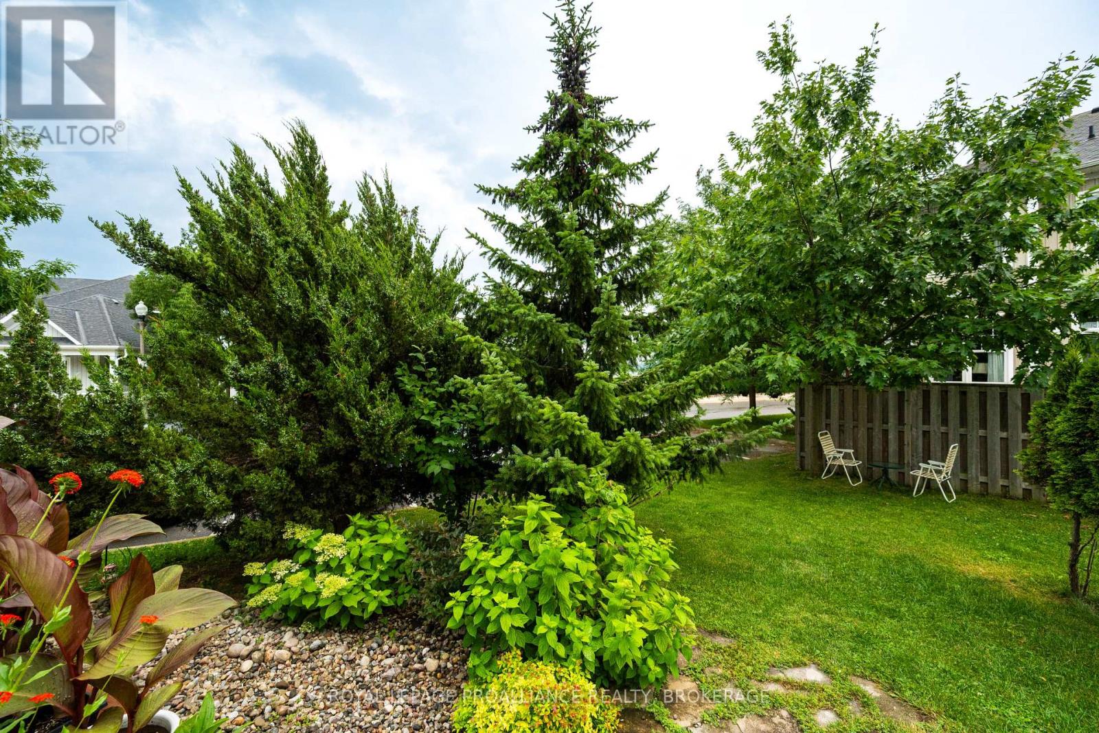 901 ASCOT LANE - 41