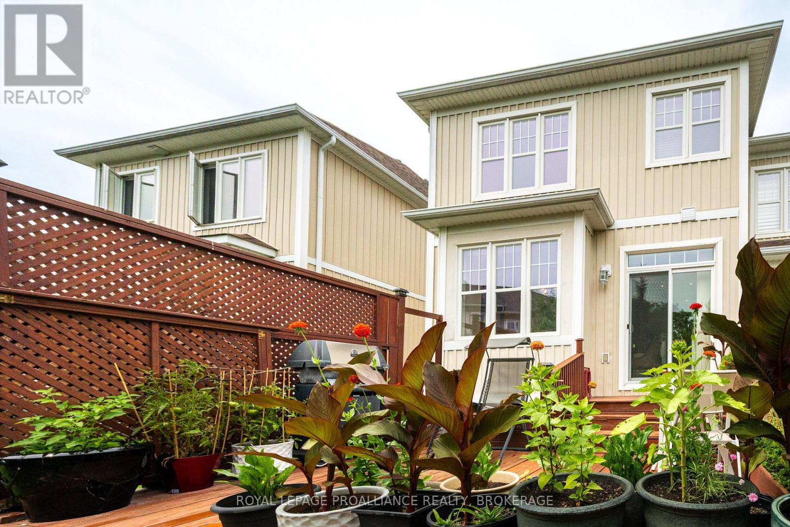 901 ASCOT LANE - 40