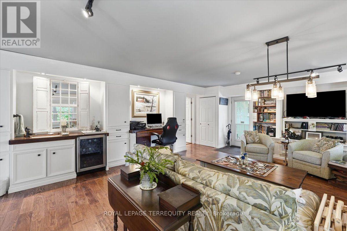 37 OLD HASTINGS ROAD - 14